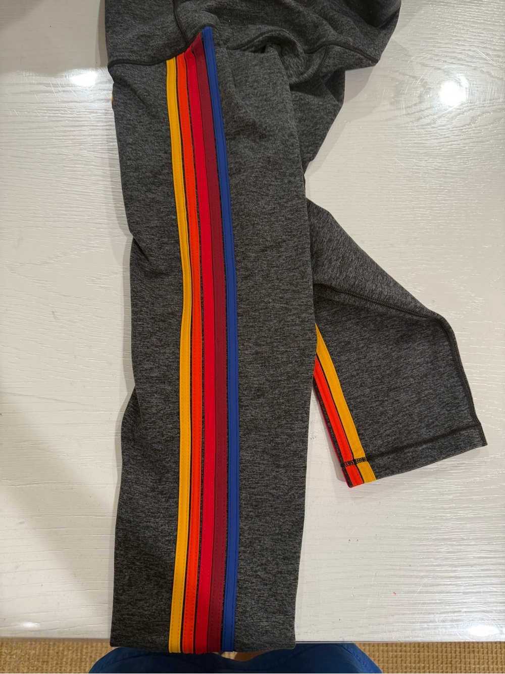 NWOT AVIATOR NATION LEGGINGS SIZE SMALL
